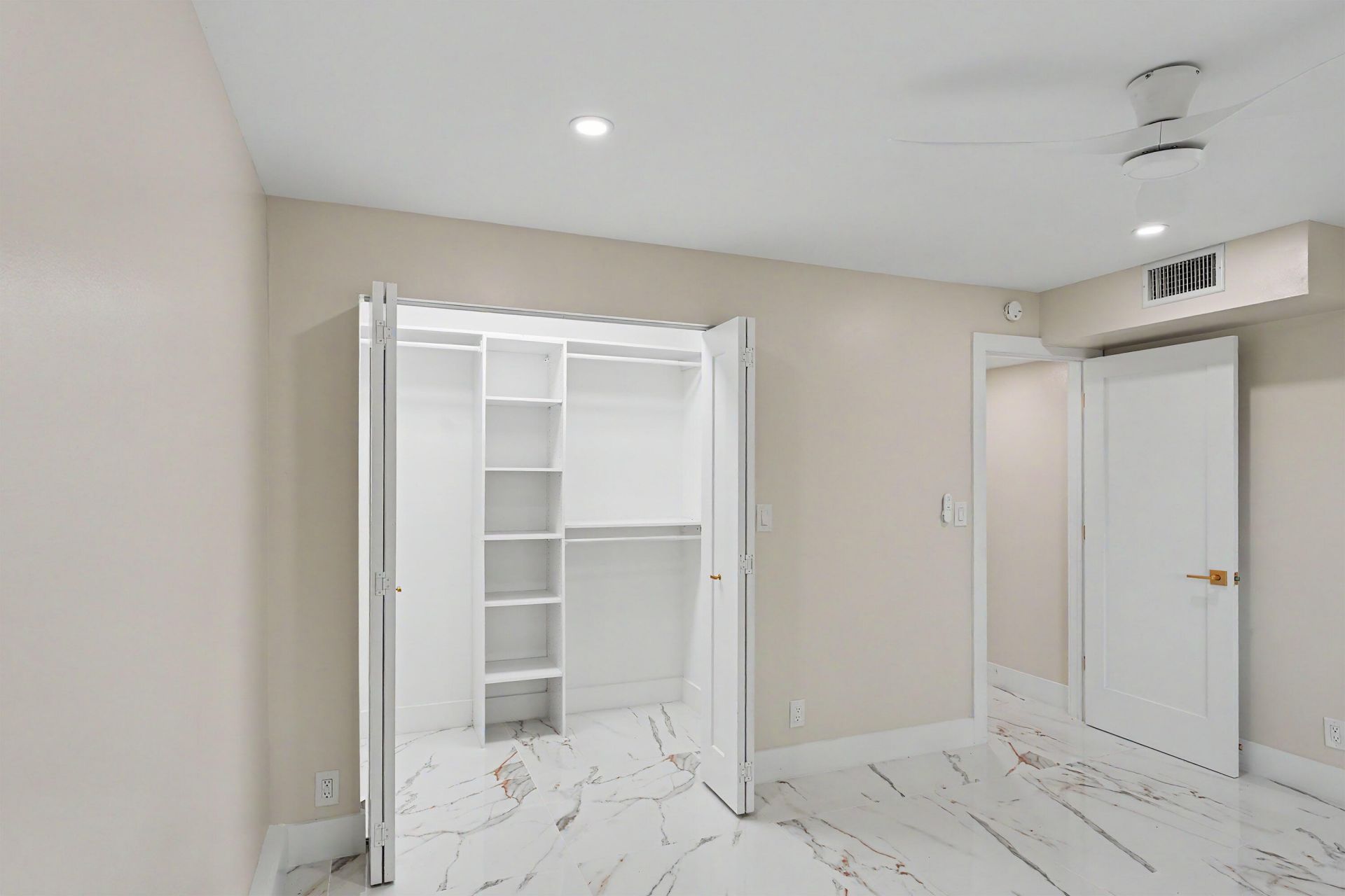 2005 Granada Drive, Unit B3, Coconut Creek, FL 33066 Photo