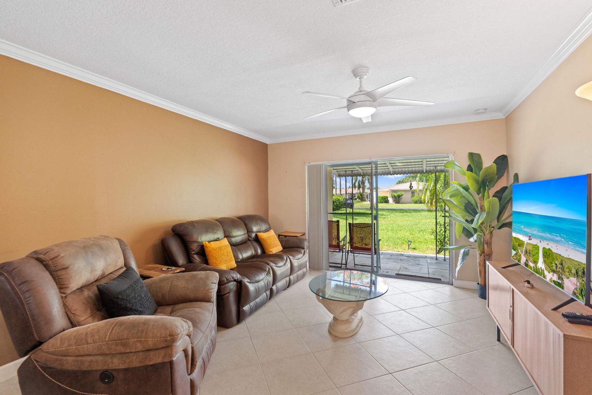 8666 Bella Vista Drive, Unit 111, Boca Raton, FL 33433 Photo