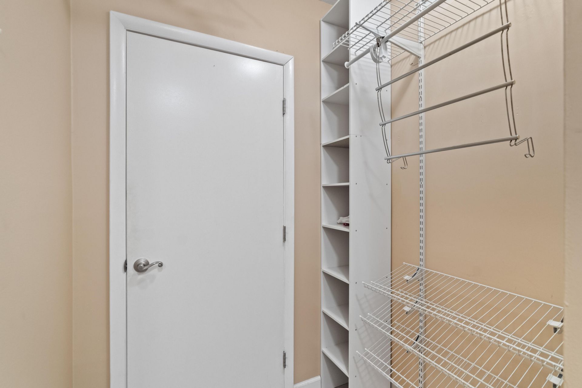 8666 Bella Vista Drive, Unit 111, Boca Raton, FL 33433 Photo