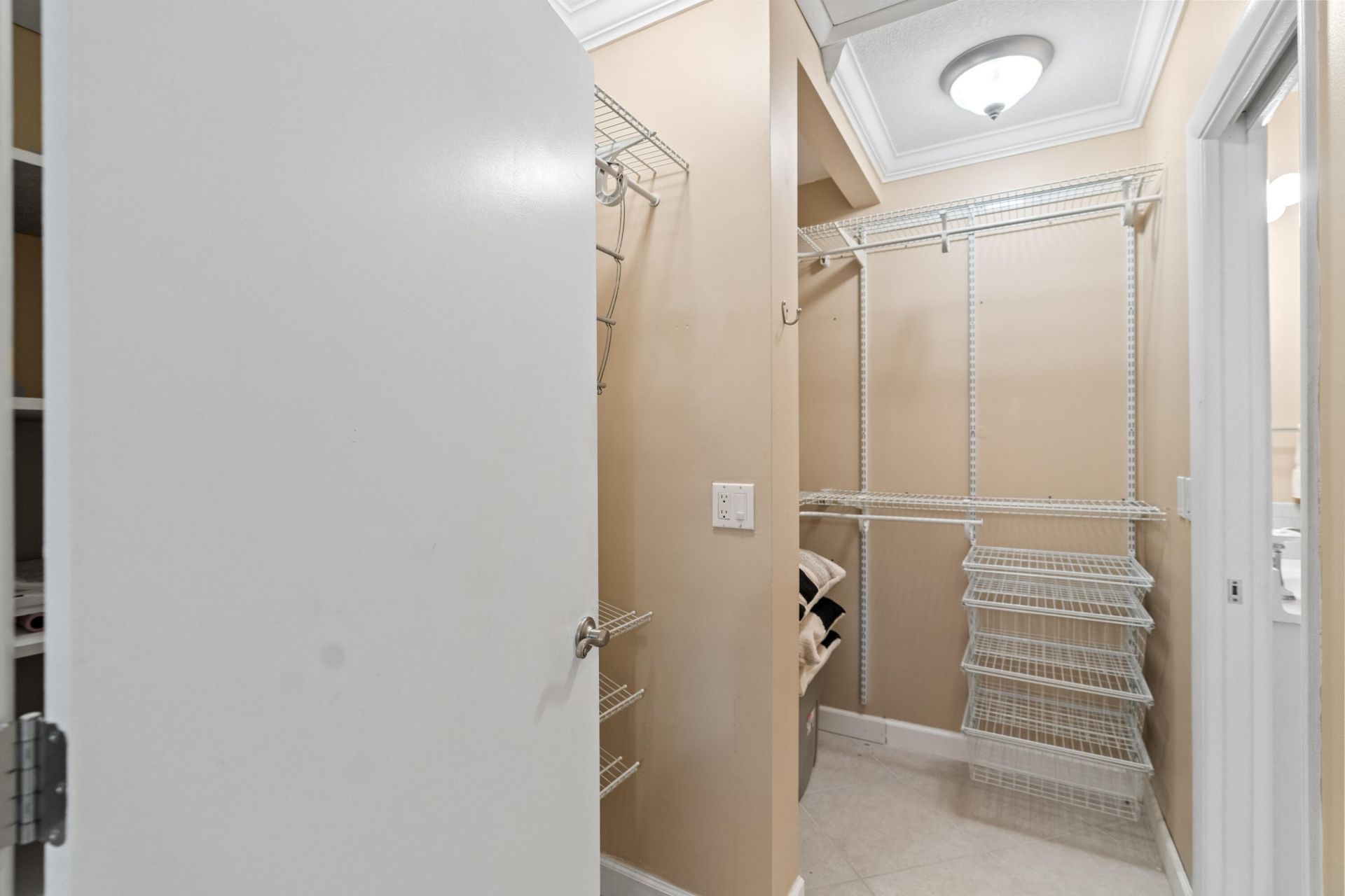 8666 Bella Vista Drive, Unit 111, Boca Raton, FL 33433 Photo