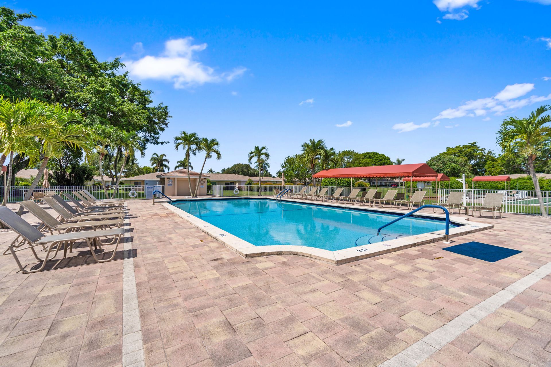 8666 Bella Vista Drive, Unit 111, Boca Raton, FL 33433 Photo
