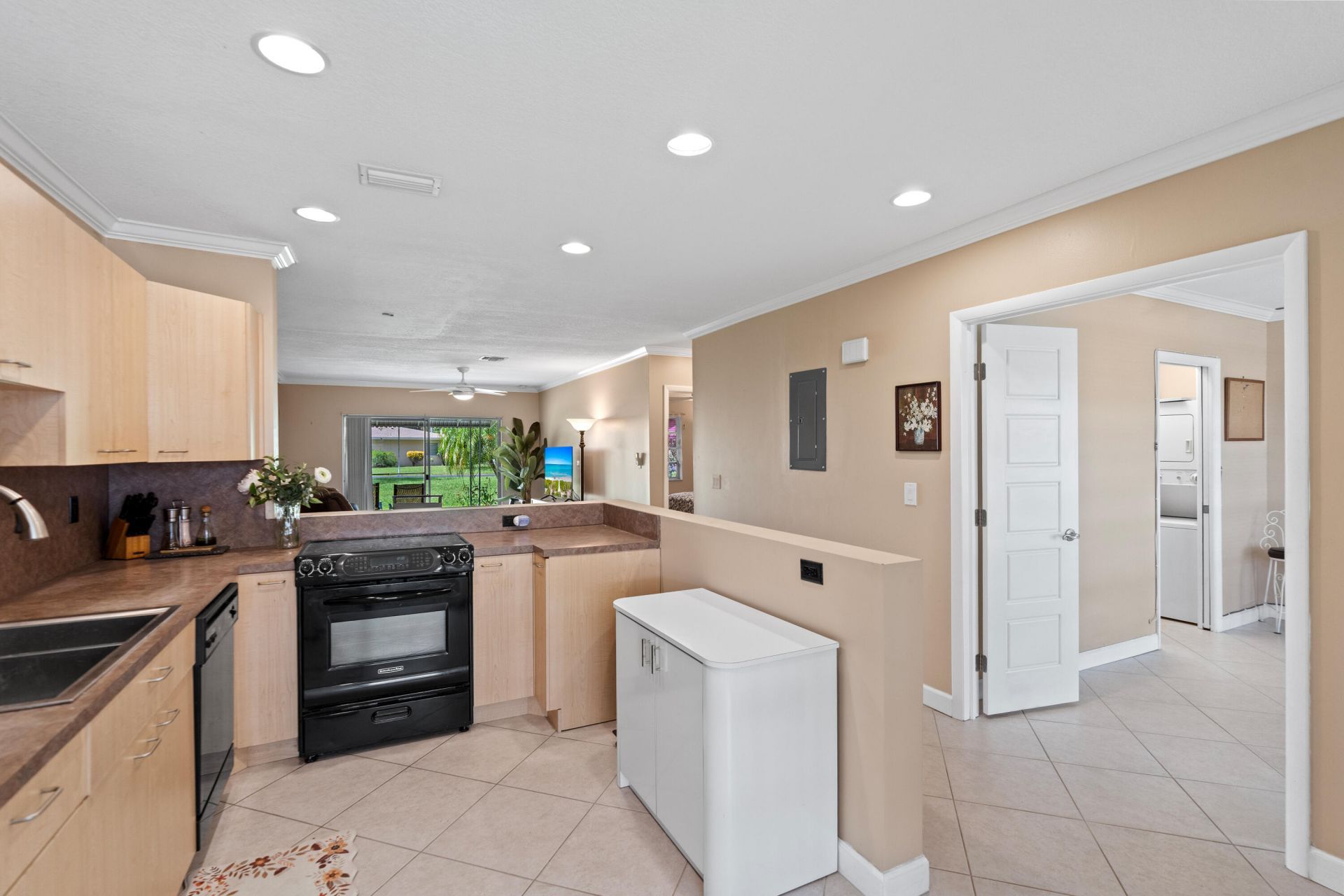 8666 Bella Vista Drive, Unit 111, Boca Raton, FL 33433 Photo