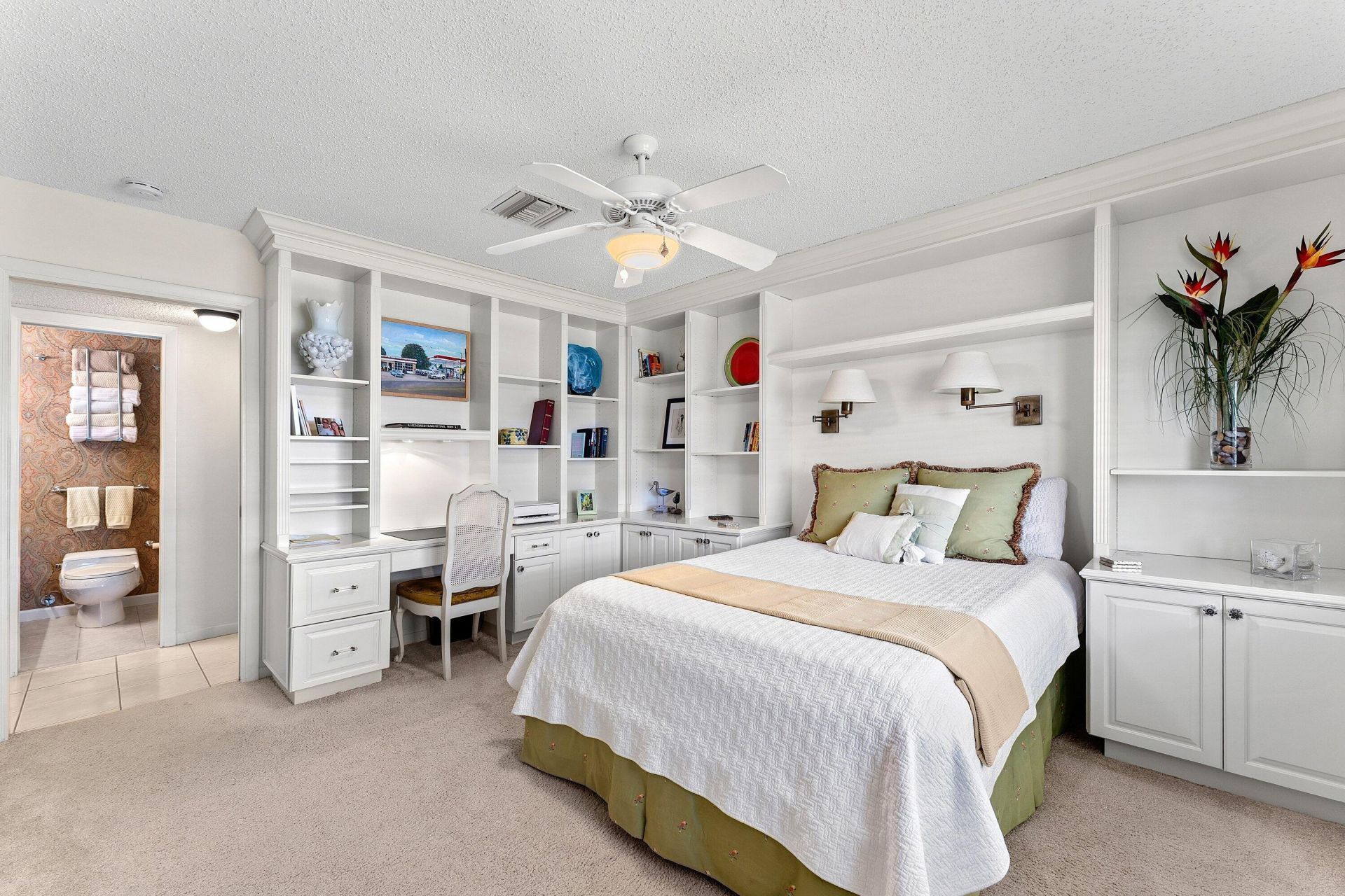 1210 S Drive Circle, Unit D, Delray Beach, FL 33445 Photo