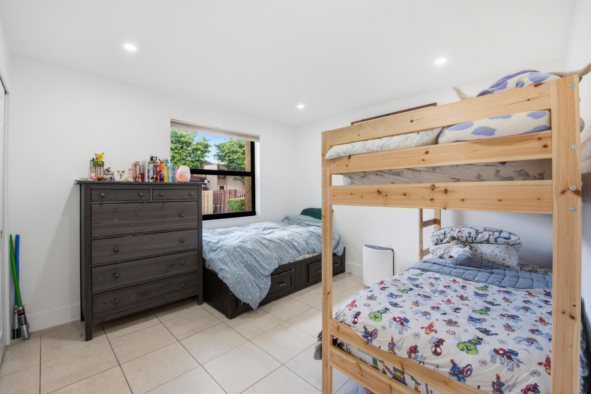 371 W Park Drive, Unit 1-17, Miami, FL 33172 Photo
