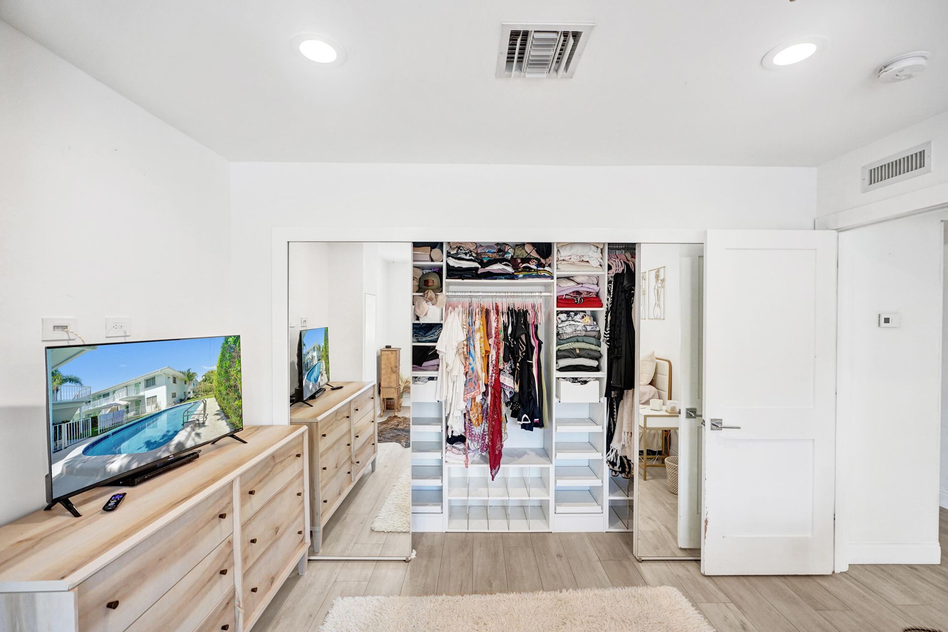 2050 NE 39th Street, Unit 101, Fort Lauderdale, FL 33308 Photo