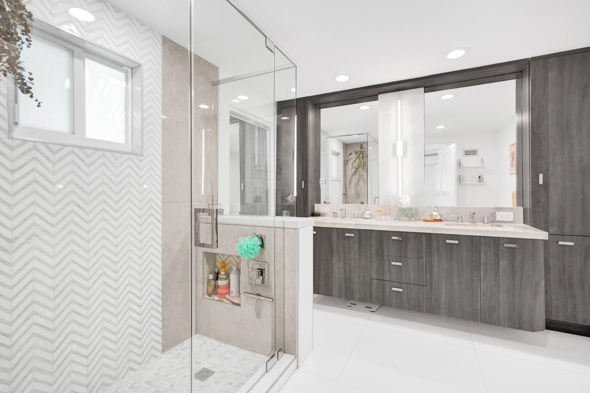 2050 NE 39th Street, Unit 101, Fort Lauderdale, FL 33308 Photo