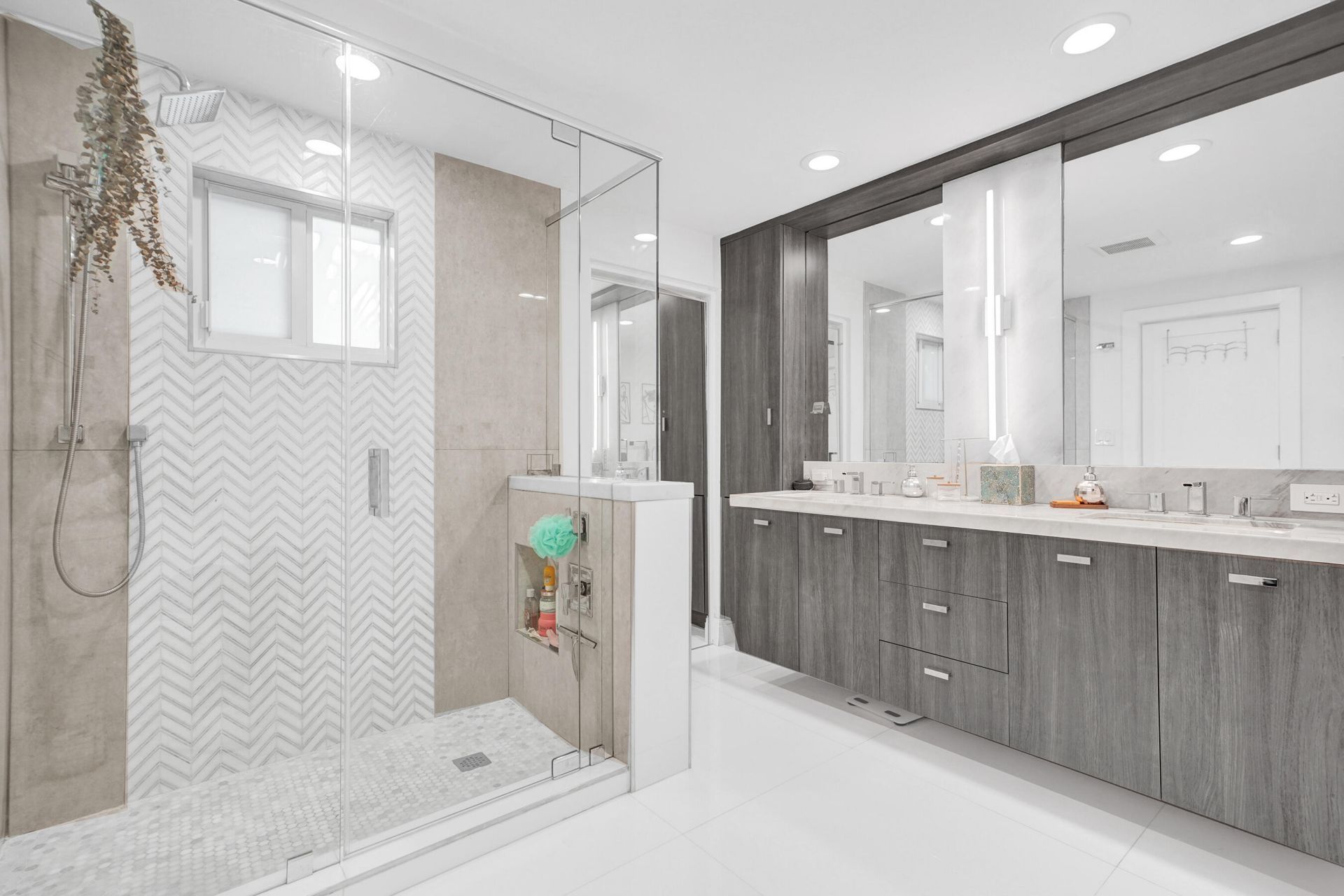 2050 NE 39th Street, Unit 101, Fort Lauderdale, FL 33308 Photo