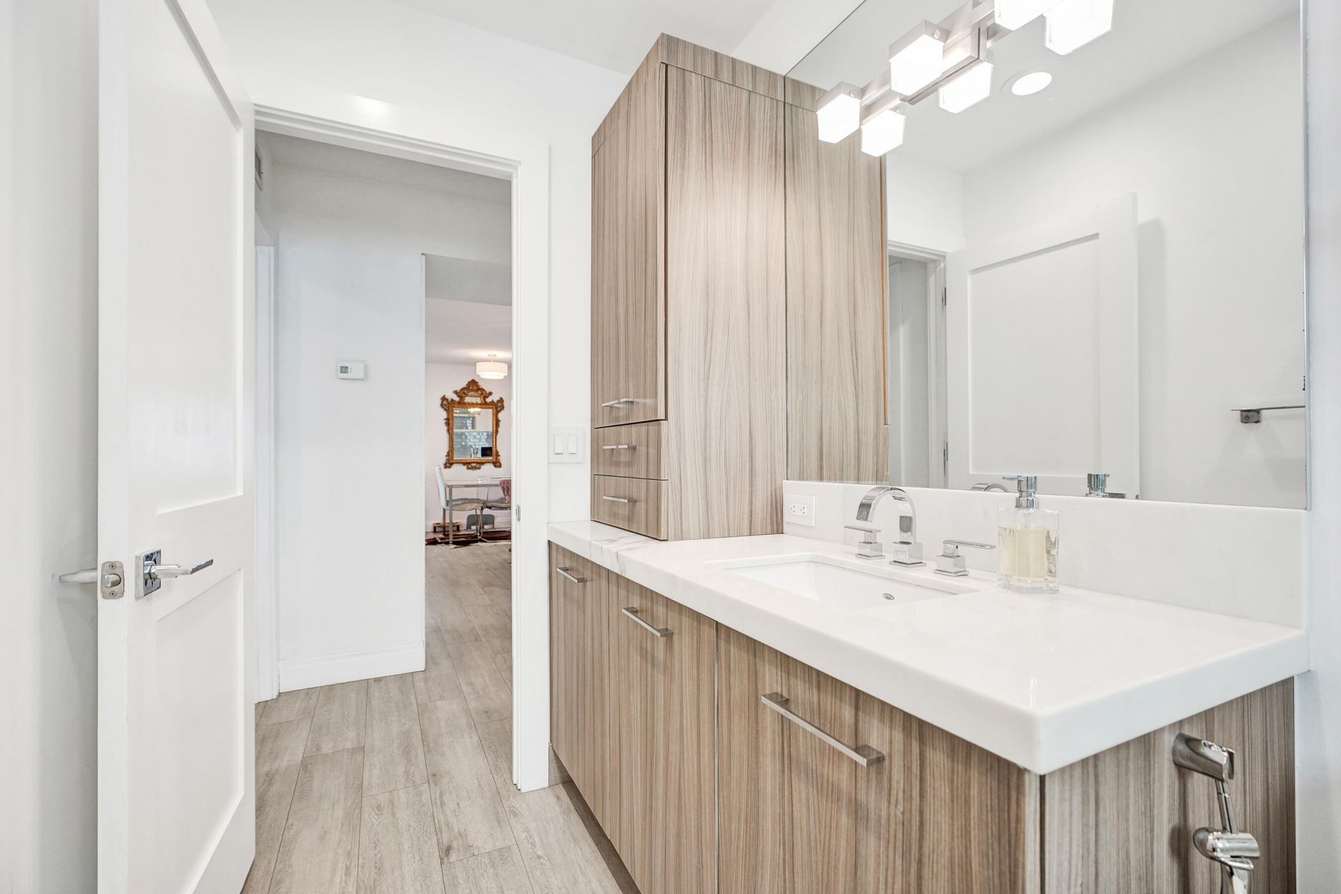 2050 NE 39th Street, Unit 101, Fort Lauderdale, FL 33308 Photo