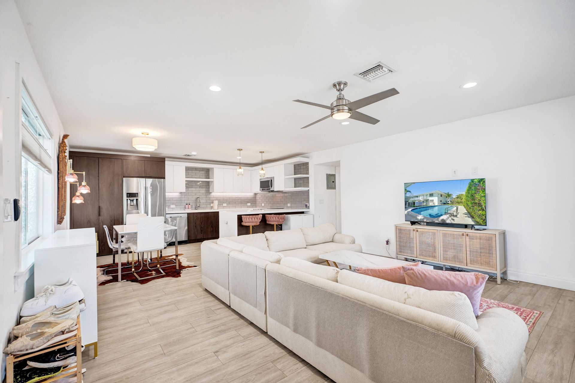2050 NE 39th Street, Unit 101, Fort Lauderdale, FL 33308 Photo
