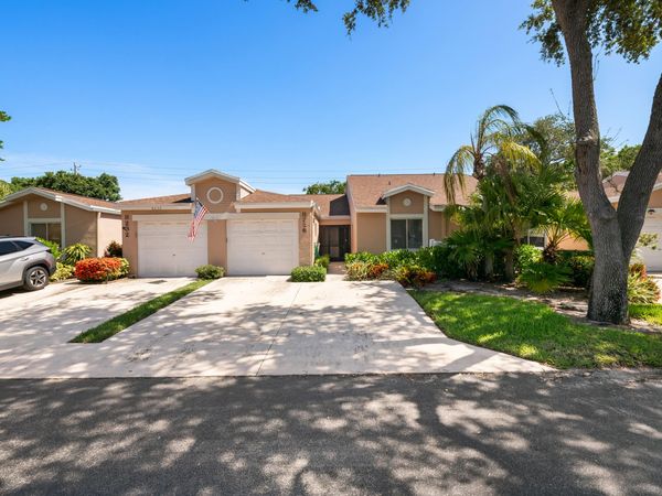 8236 Summerbreeze Lane, Boca Raton, FL 33496