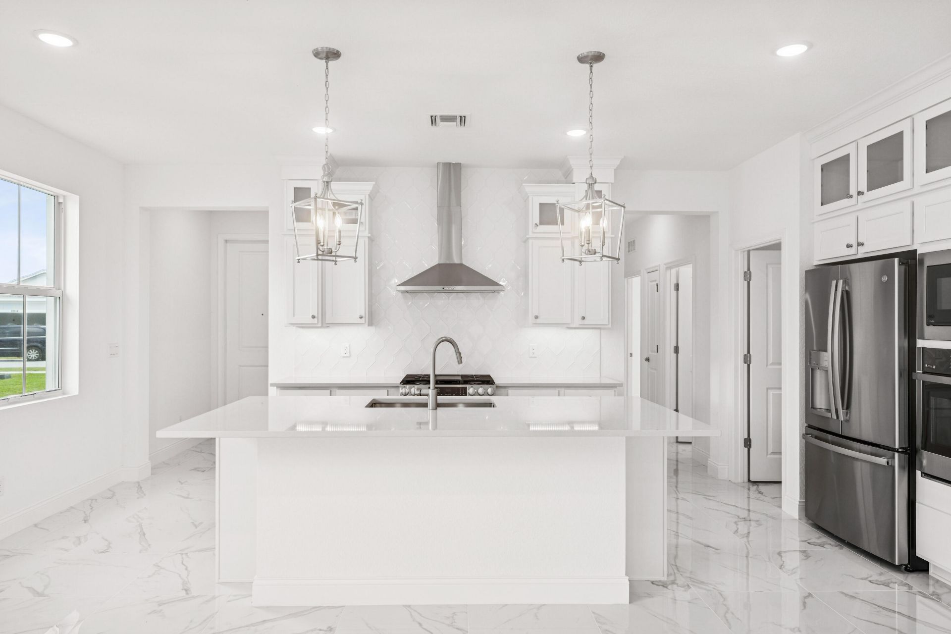 10059 NW Dreamweaver Road, Port Saint Lucie, FL 34987 Photo