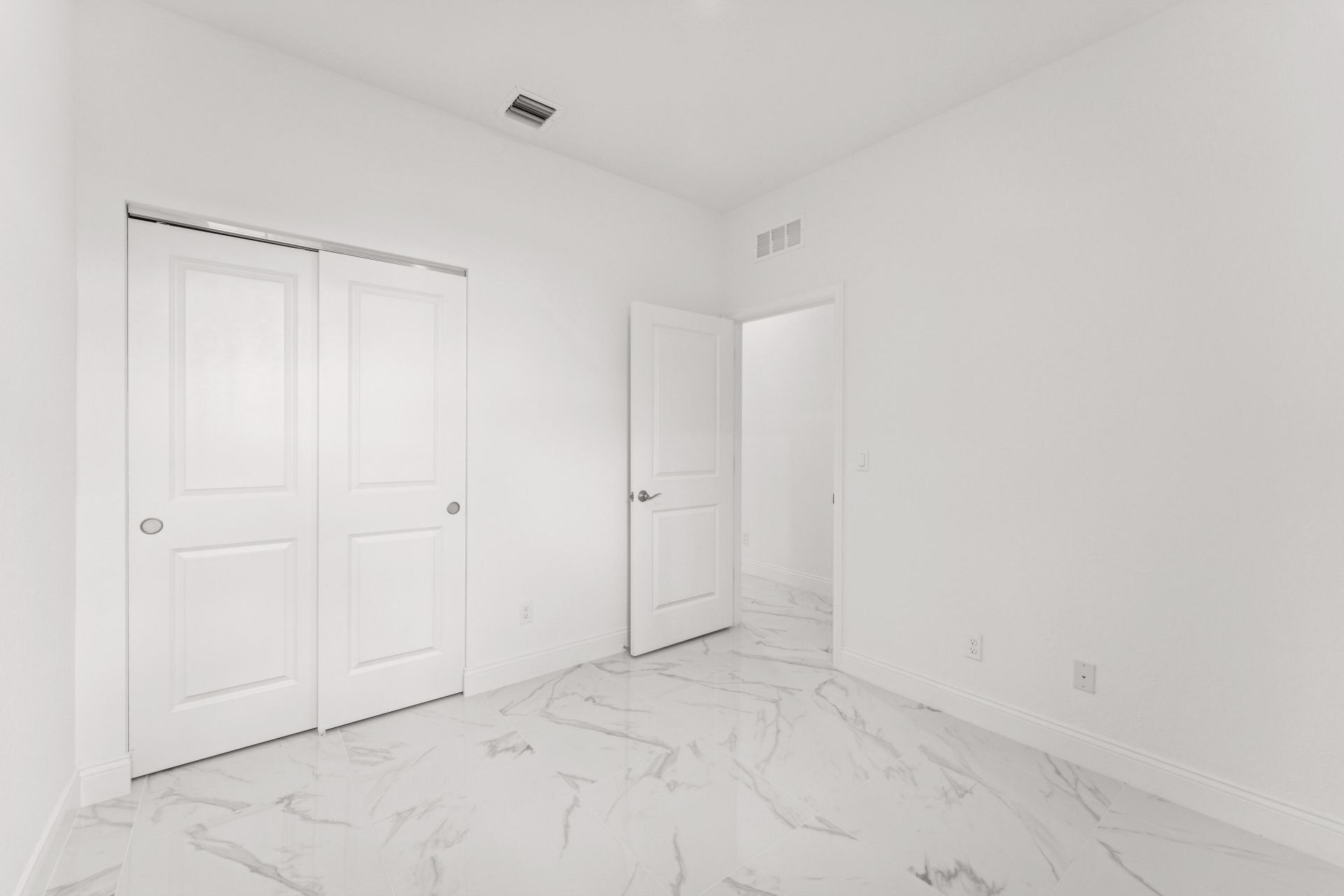 10059 NW Dreamweaver Road, Port Saint Lucie, FL 34987 Photo
