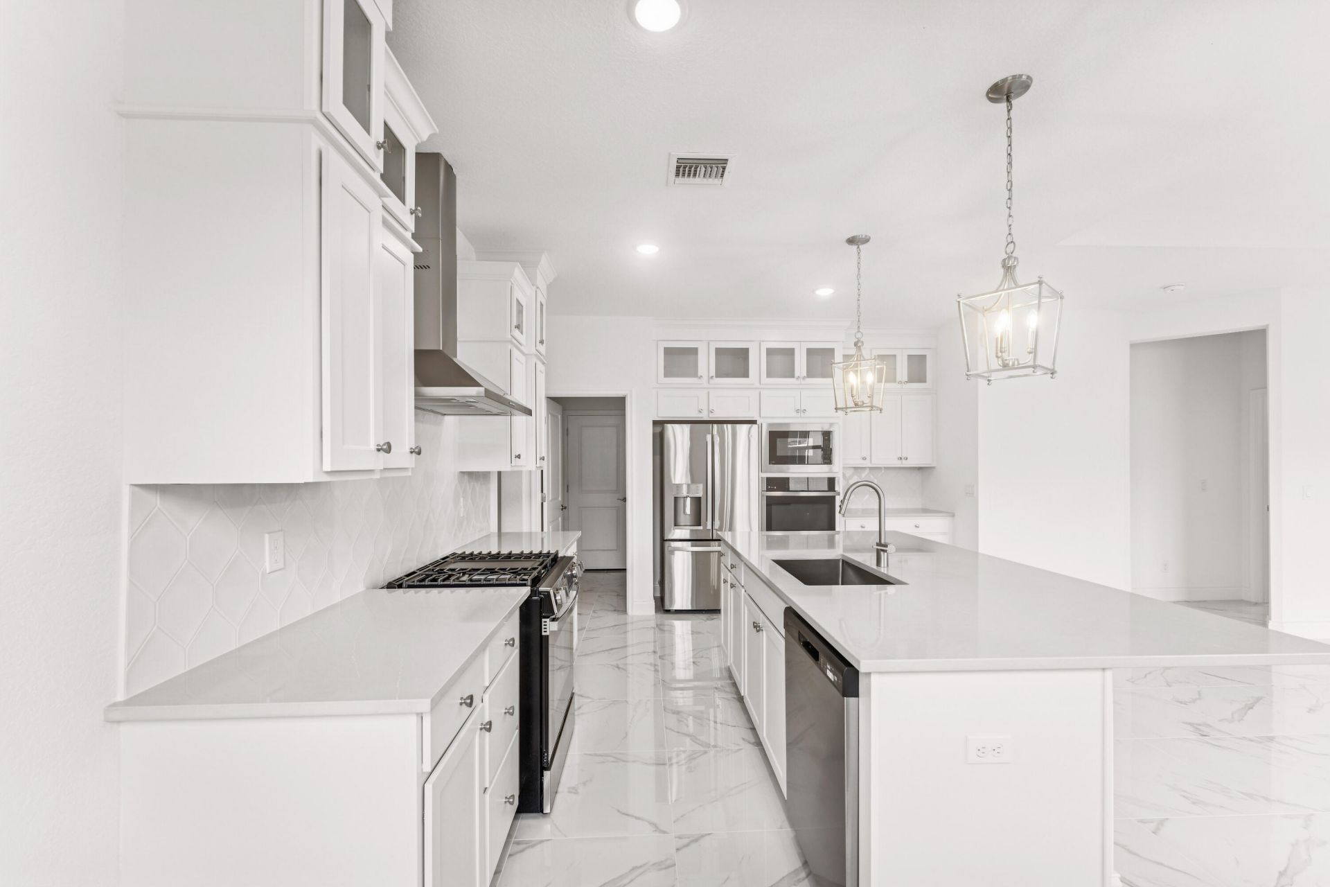 10059 NW Dreamweaver Road, Port Saint Lucie, FL 34987 Photo