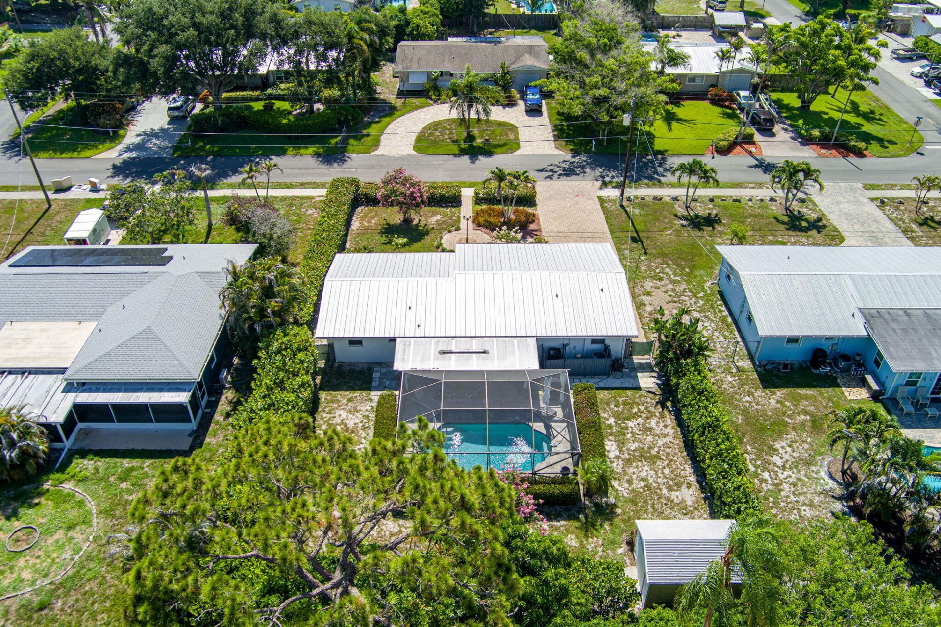 1252 SE Madison Avenue, Stuart, FL 34996 Photo