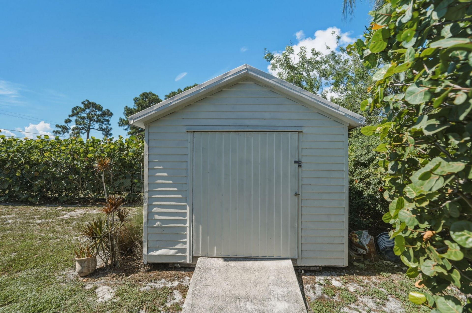 1252 SE Madison Avenue, Stuart, FL 34996 Photo