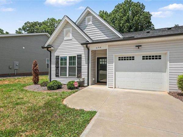 694 W Lee Avenue , Yadkinville, NC 27055