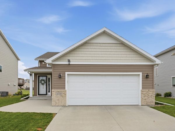 4558 13th Street S, Moorhead, MN 56560