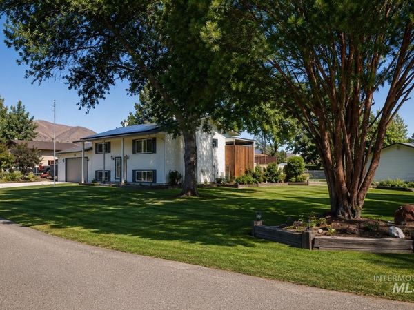 101 Vista Lane, Horseshoe Bend, ID 83629