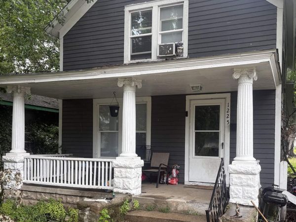 1225 Cedar Street, South Bend, IN 46617