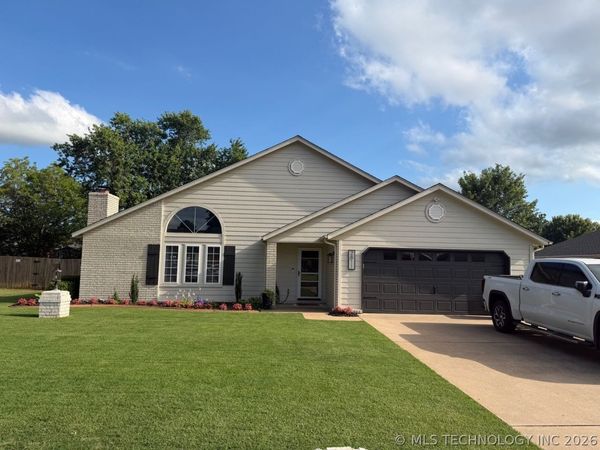 2811 Houston Street , Muskogee, OK 74403