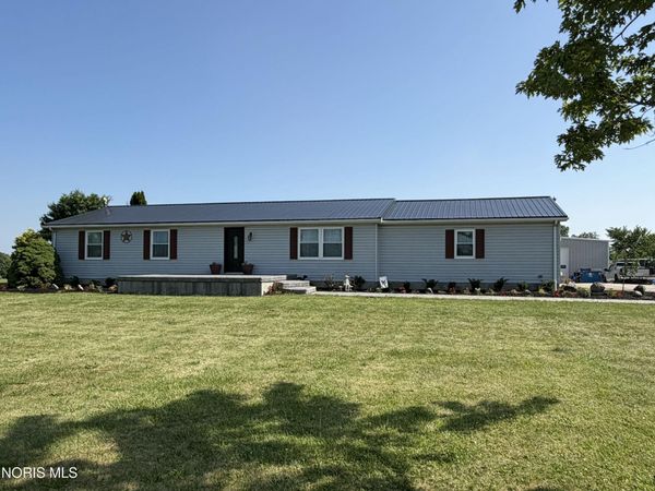 4222 Fremont Pike , Perrysburg, OH 43551