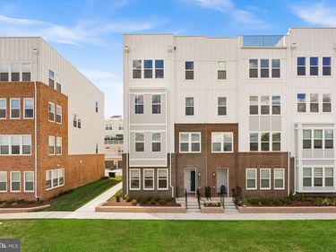 20052 CORAL WIND TERRACE , ASHBURN, VA 20147