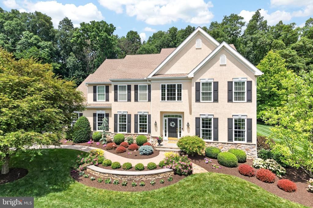 105 JANET LANE , COATESVILLE, PA 19320