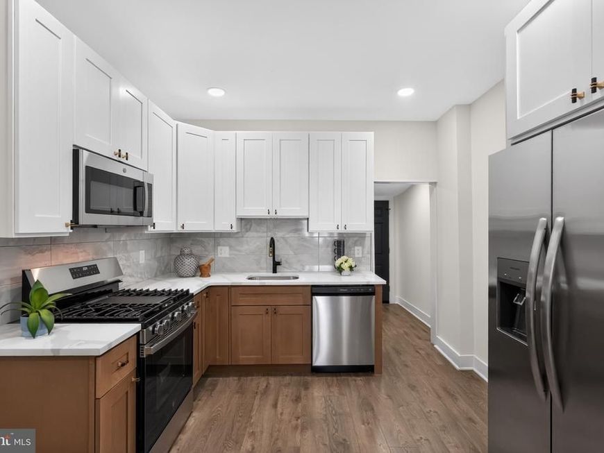 222 E Dorset Street, Philadelphia, PA 19119 Main Photo