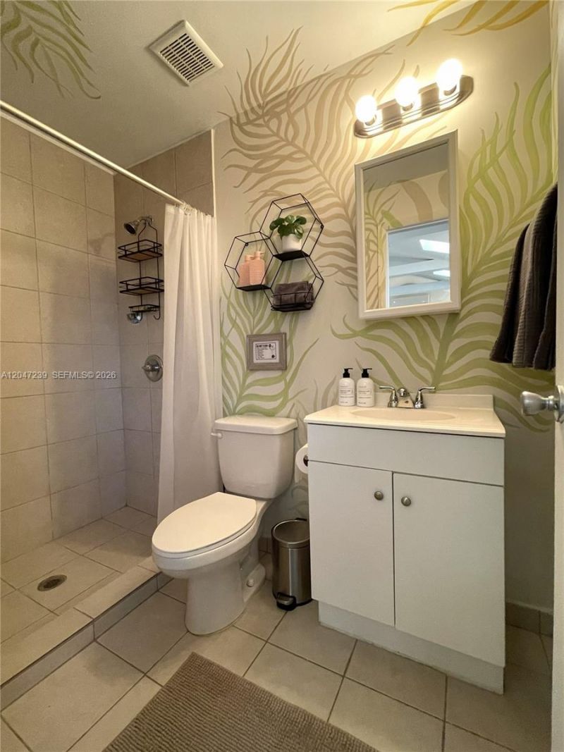 118 NW 24th St , Miami, FL 33127 Photo