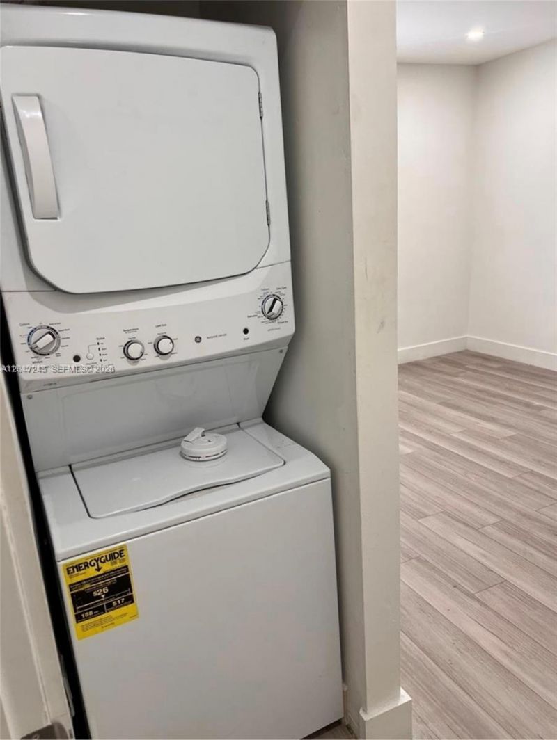 852 SW 13th Ave , Unit 3, Miami, FL 33135 Photo