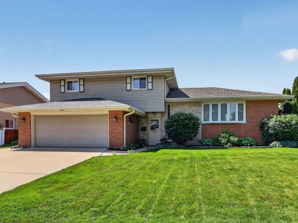540 W Potter Street , Wood Dale, IL 60191