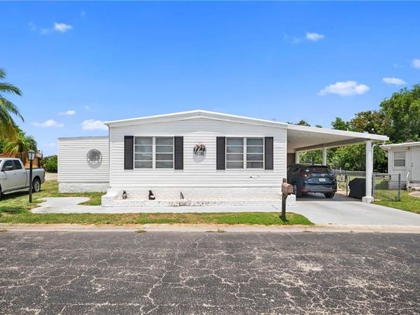 11170 Ballweg LN , FORT MYERS, FL 33908
