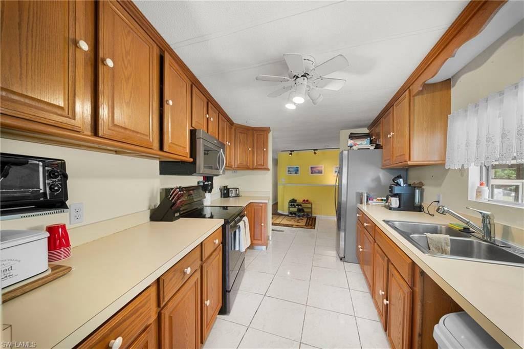 11170 Ballweg Ln, Fort Myers, FL 33908 Photo