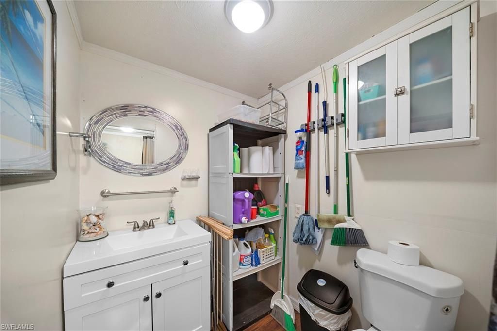 11170 Ballweg Ln, Fort Myers, FL 33908 Photo