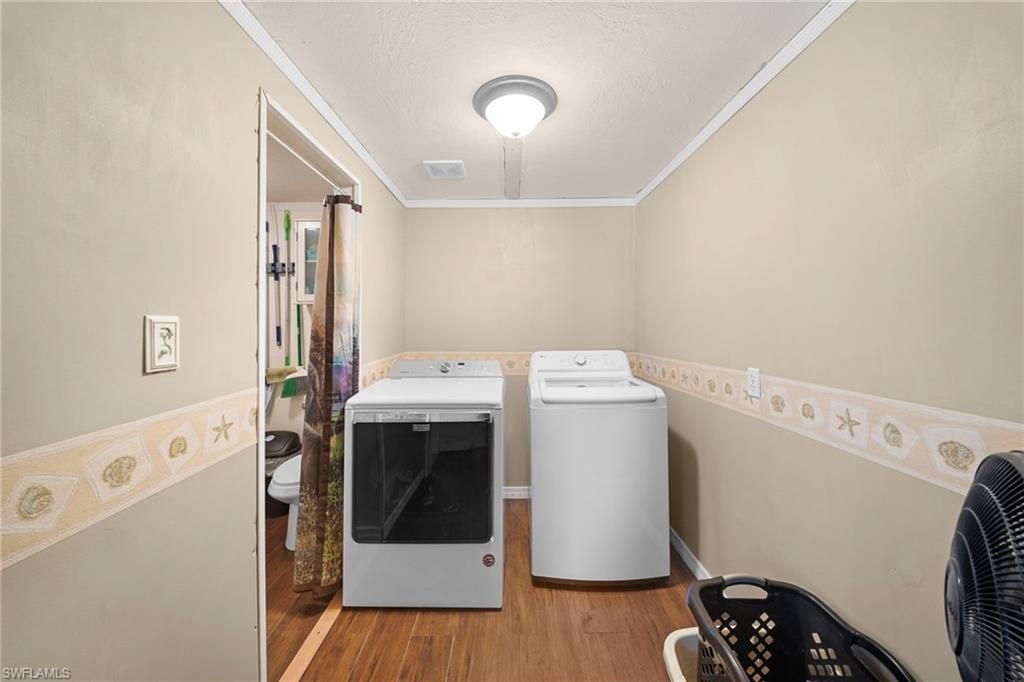 11170 Ballweg Ln, Fort Myers, FL 33908 Photo