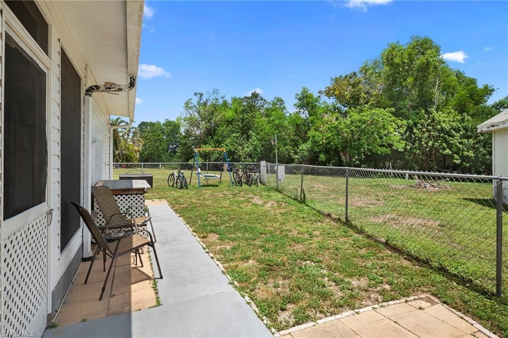 11170 Ballweg Ln, Fort Myers, FL 33908 Photo