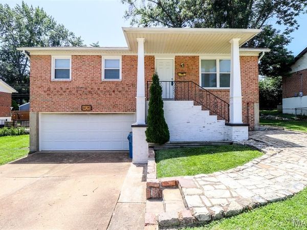 9110 Radiom Drive, St Louis, MO 63123
