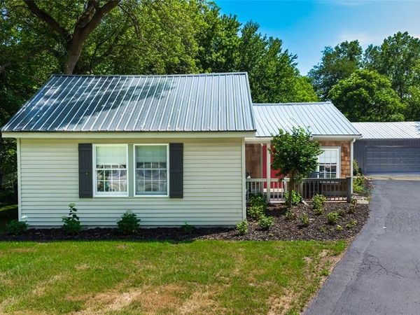 308 N Seymour Road, Flushing, MI 48433