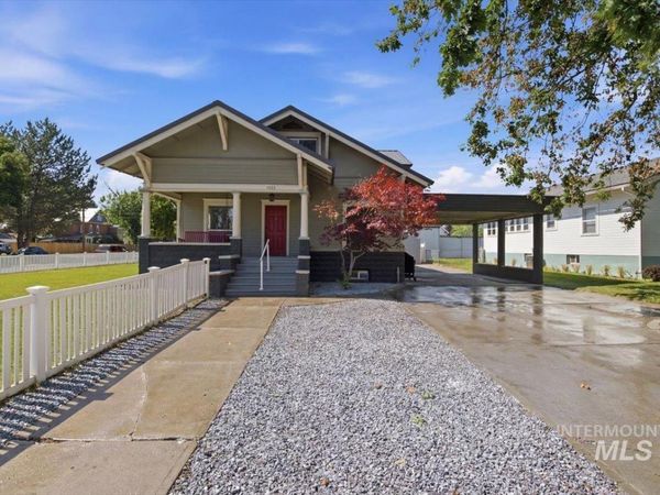 1030 Center Ave, Payette, ID 83661