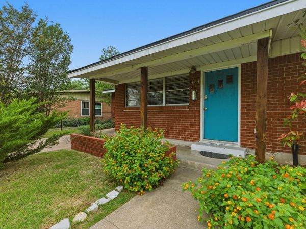 1404 Cloverleaf DR, Austin, TX 78723
