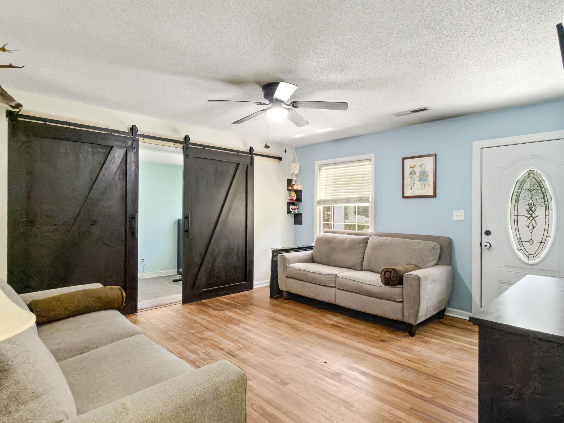 212 Forest Circle Photo 5