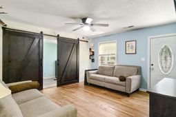 212 Forest Circle photo 4