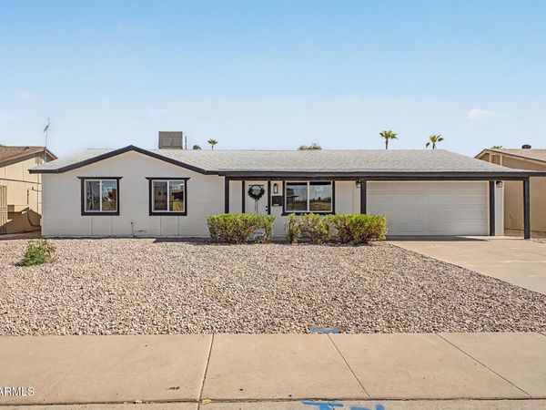 3611 E DELCOA Drive, Phoenix, AZ 85032