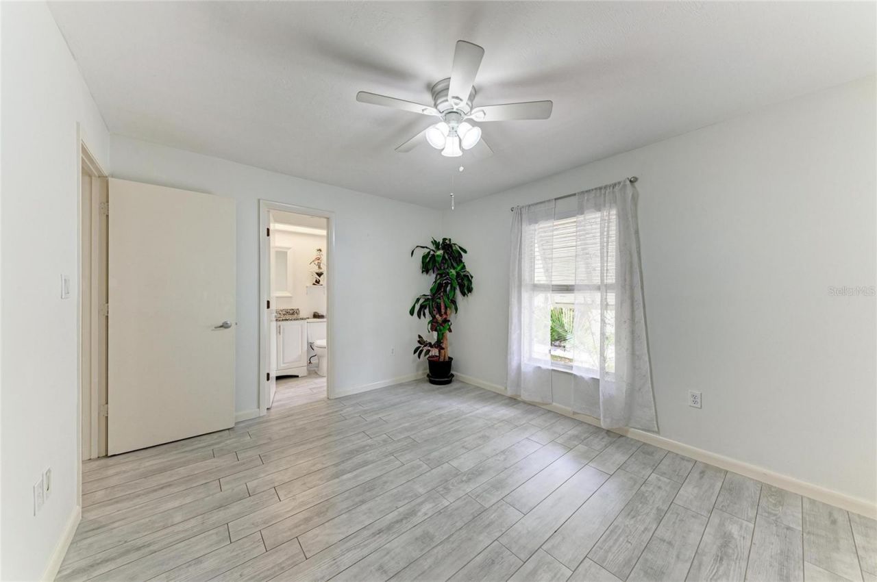 764 N Jefferson Avenue, Unit 764, Sarasota, FL 34237 Photo