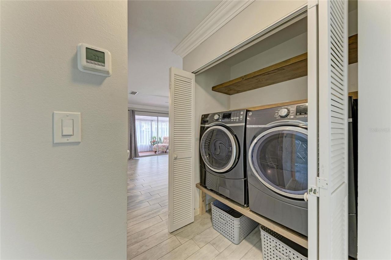 764 N Jefferson Avenue, Unit 764, Sarasota, FL 34237 Photo