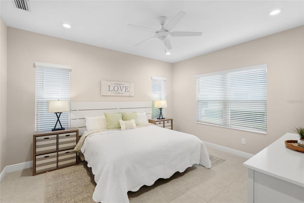 10601 Falling Leaf Court, Parrish, FL 34219 Photo