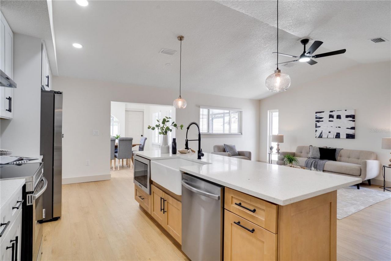 6280 104th Avenue N, Pinellas Park, FL 33782 Photo