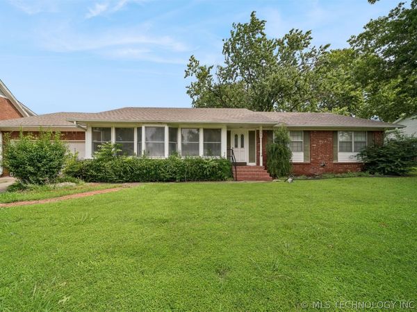 306 E 16th Street , Claremore, OK 74017