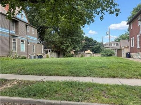 3025 Grand Avenue, Kansas City, MO 64108