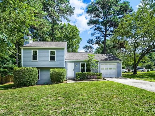 2635 Meadow Bend Court , Duluth, GA 30096